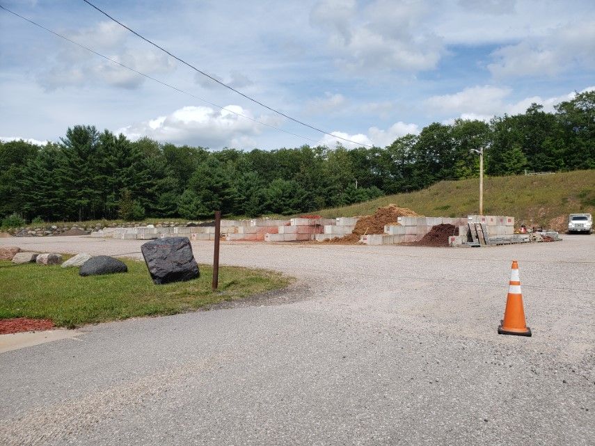 N3860 US2: N3860 US-2, Iron Mountain, MI 49801
